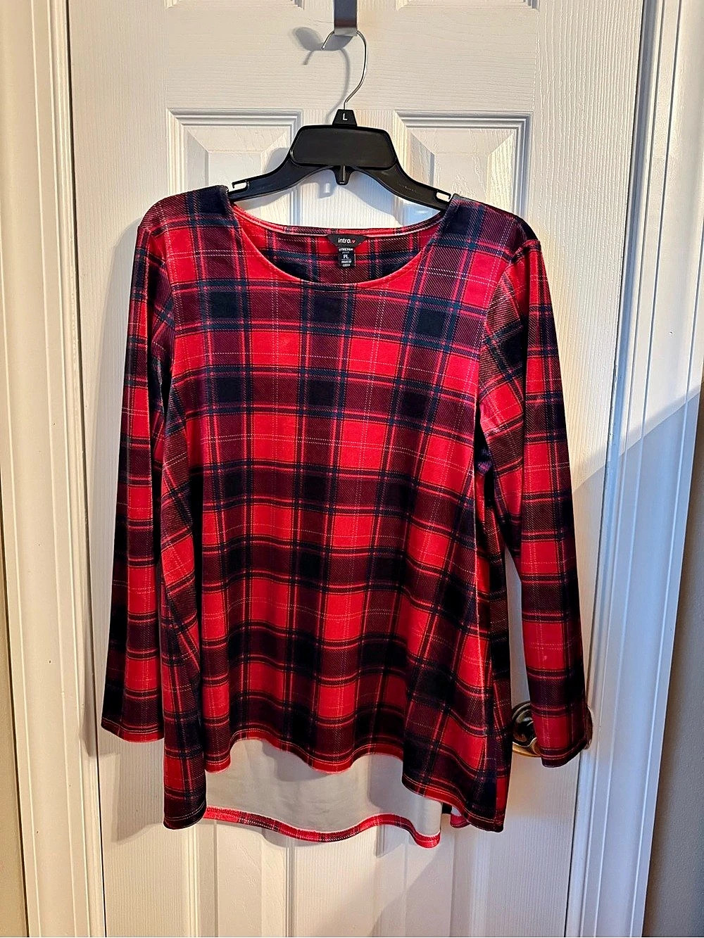 intro. Petite Red Plaid Velvet Tunic Top. Red & Black L